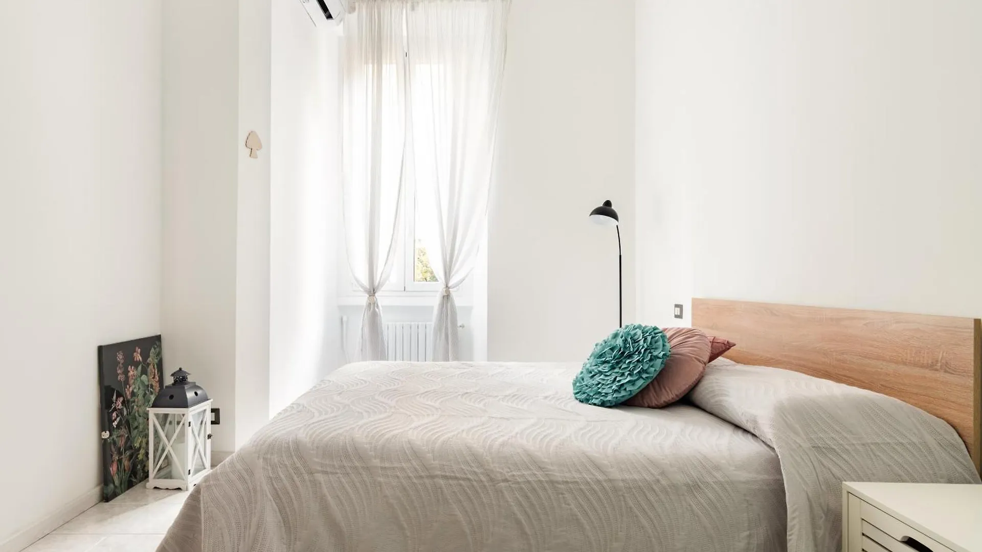 Apartment La Casa Sull'Albero City Life Milan Italy
